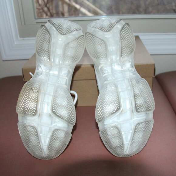 Steve Madden Maxima White with Rhinestones; Size 8.5 - 9 - Picture 13 of 13